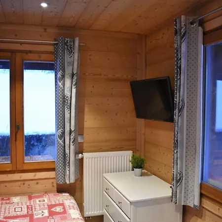 Le Petit Ramoneur * Châtel