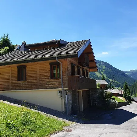 Le Petit Ramoneur Chalet