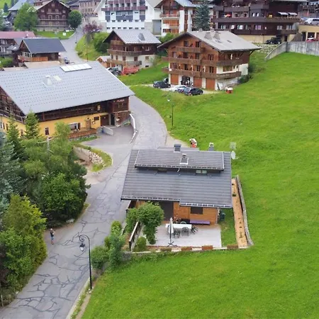 Le Petit Ramoneur Châtel